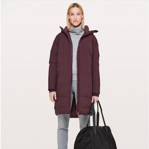 Lululemon Slush Hour Parka; Size 2; Cassis